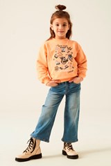 s24522-3024-onmodel-total-2000-d1069dde