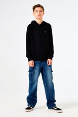 u43401-1755-onmodel-total-2000-6c3d138c-2