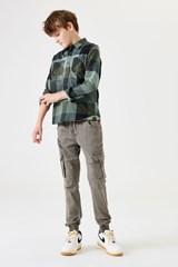 u43431-7081-onmodel-total-2000-0ce84afd-2