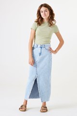 p42727-4701-onmodel-total-2000-1ec5360f